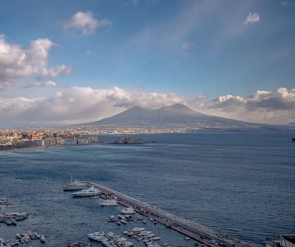 Fiera overwater, partirà il 16 aprile da Napoli la prima fiera del turismo overwater dell’outgoing e del travel yacht sulla costa di Napoli.