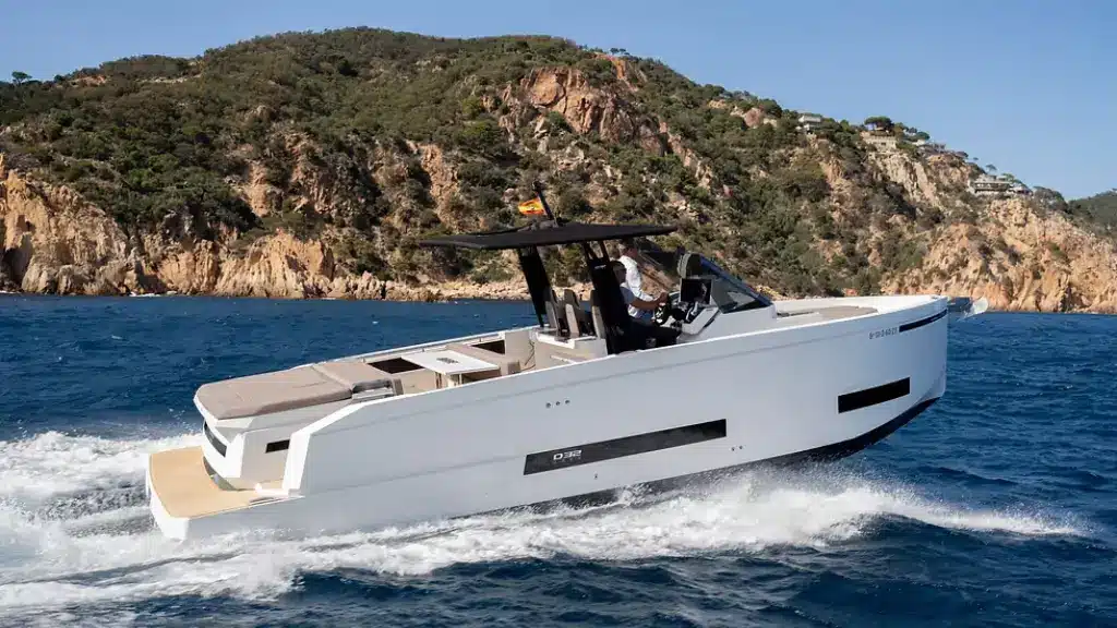 Noleggio De Antonio Yachts. Vivi l’emozione di un tour privato, dove il comfort si fonde con l’allegria per regalarti ricordi e sapori unici. (2) Noleggio De Antonio Yachts. Vivi l’emozione di un tour privato, dove il comfort si fonde con l’allegria per regalarti ricordi e sapori unici.