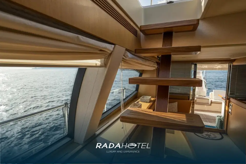 Noleggio e locazione catamarani in formula. Vacanze esclusive in catamarano, ideale per famiglie, gruppi di amici e spazi più ampi a bordo. (2) Noleggio e locazione catamarani in formula. Vacanze esclusive in catamarano, ideale per famiglie, gruppi di amici e spazi più ampi a bordo.